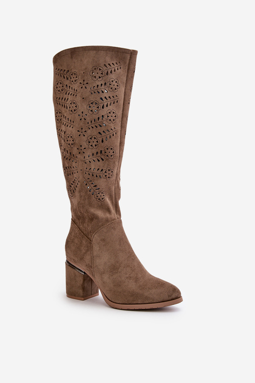 Жіночі вирізані чоботи на каблуці з еко-замші Vinceza 16443 темно-бежевий