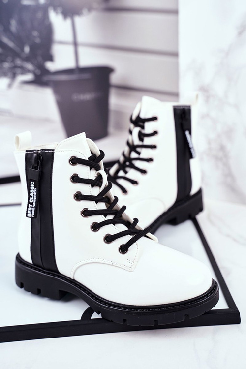 Чоботи дитячі теплі на блискавці лаковані білі сокол