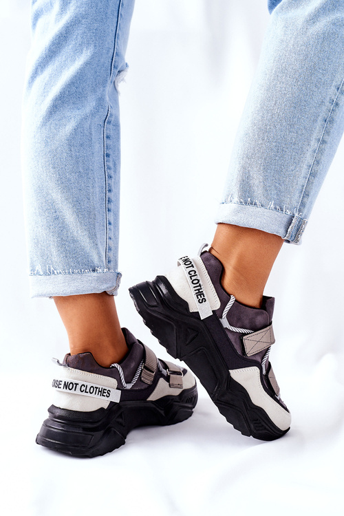 Жіноче спортивне взуття Кросівки чорні Katerini