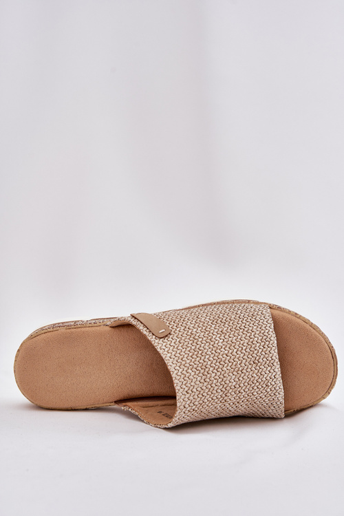 Жіночі Сандалі З Плетінням На Танкетці Бежеві Нороци
