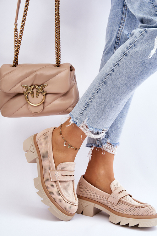 Жіночі лофери на підборах бежеві Fletcher