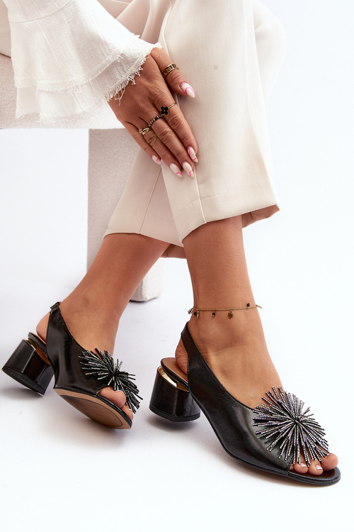 Шкіряні босоніжки на трикутному каблуці Laura Messi 2595 Коричневий