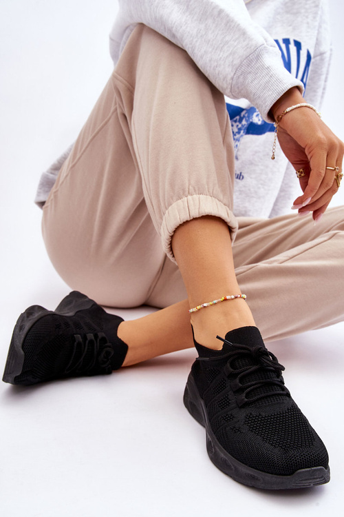 Жіноче спортивне взуття без шнурівки Black Ellison