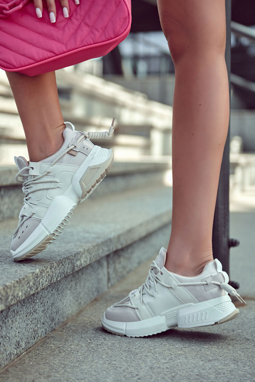 Жіночі кросівки Спортивне взуття бежевого кольору