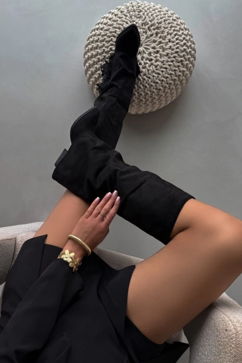 Ковбойські Чоботи На Затяжках Для Жінок На Підборах З Чубчиками Чорні Залія