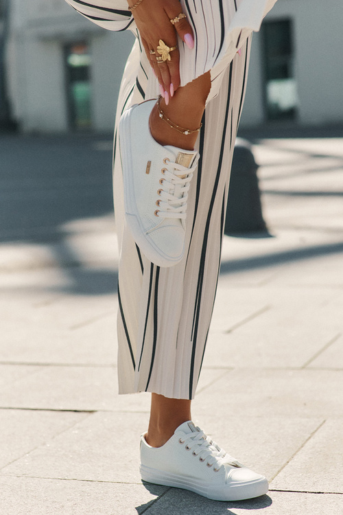 Жіночі Кросівки З Еко Шкіри Big Star RR274748 Білі