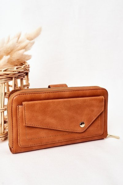 Великий жіночий гаманець з кишенею коричневого кольору