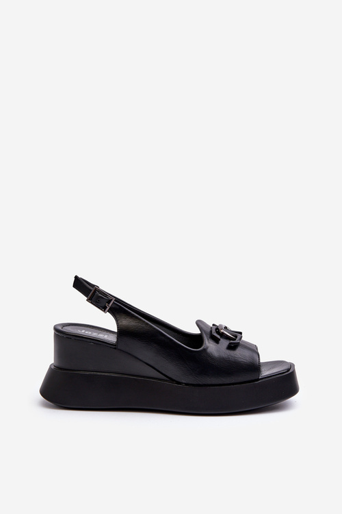 Жіночі босоніжки на платформі та танкетці з чорними прикрасами Janesca