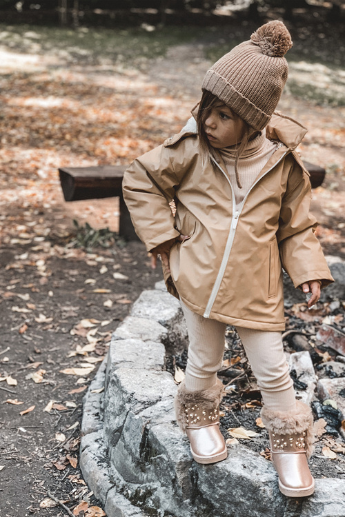 Дитячі снігові черевики утеплені хутром кольору шампанського Bonni