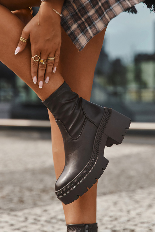 Жіночі чоботи на масивному каблуці та платформі Еко шкіра коричневі Elvianne