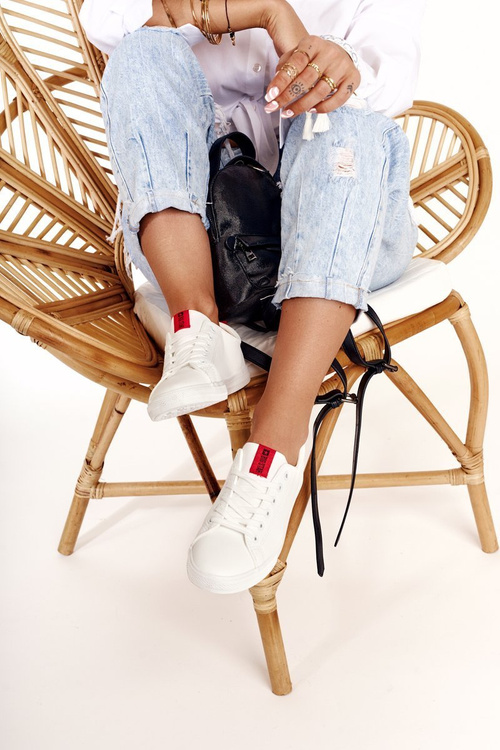 Жіночі шкіряні кросівки зі стрічкою BIG STAR DD274685 Білі