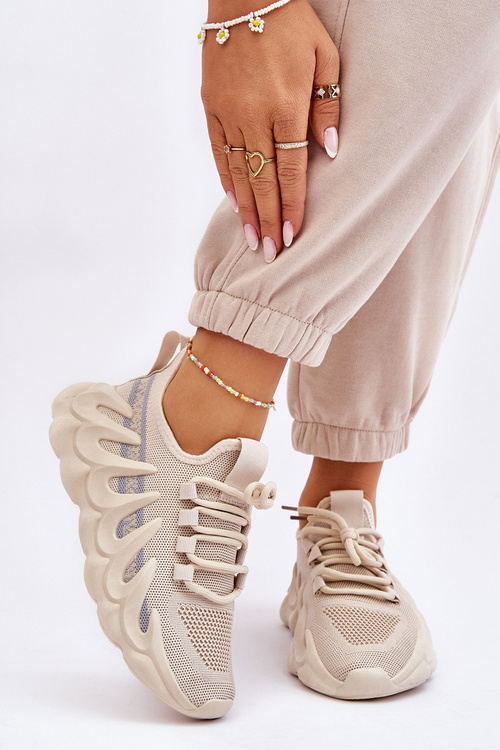 Жіночі модні кросівки Beige Daxo