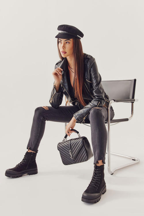 Замшеві черевики челсі чорні Here I Am