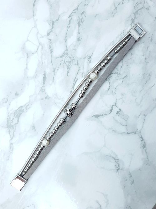 Жіночий срібний браслет Bella з бісеру та фіанітів