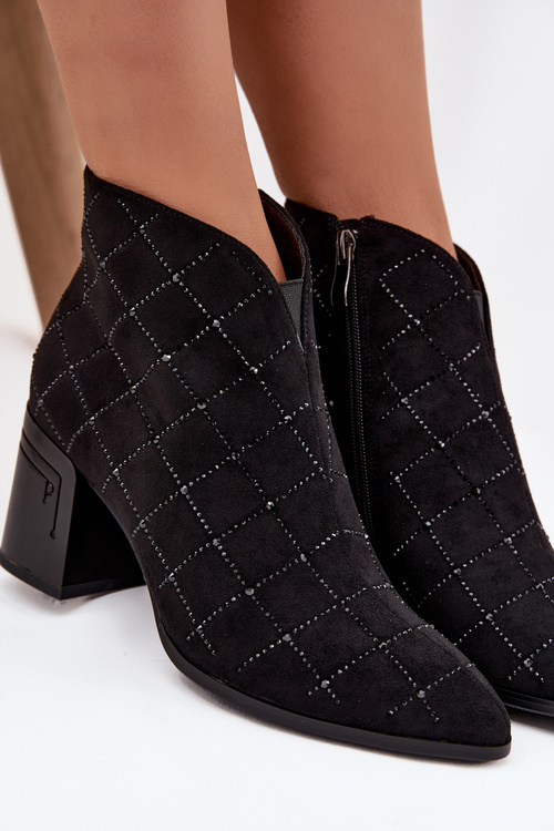 Жіночі чоботи на підборах з прикрасою D&A MR52-133 Чорні