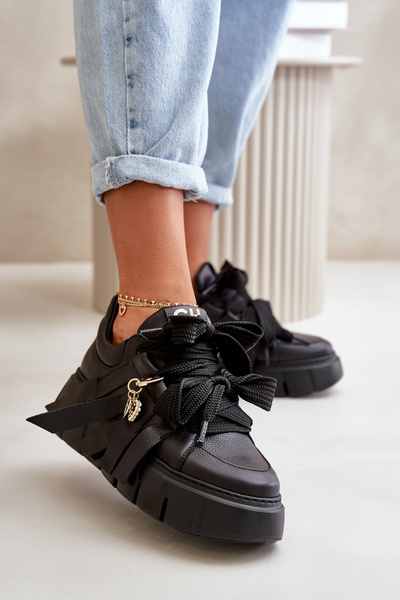 Жіночі шкіряні кросівки з декором CheBello 4292 Бежеві