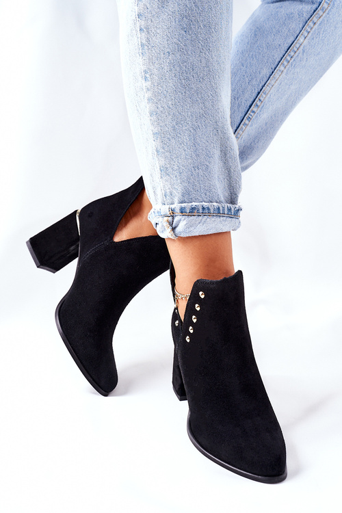 Жіночі замшеві чоботи з вирізами Lewski Black 3075