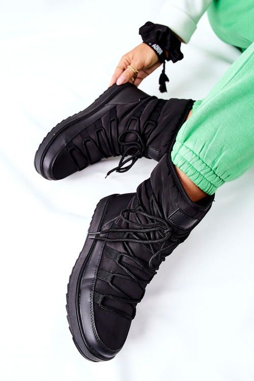 Жіночі зимові черевики чорні Cironeus