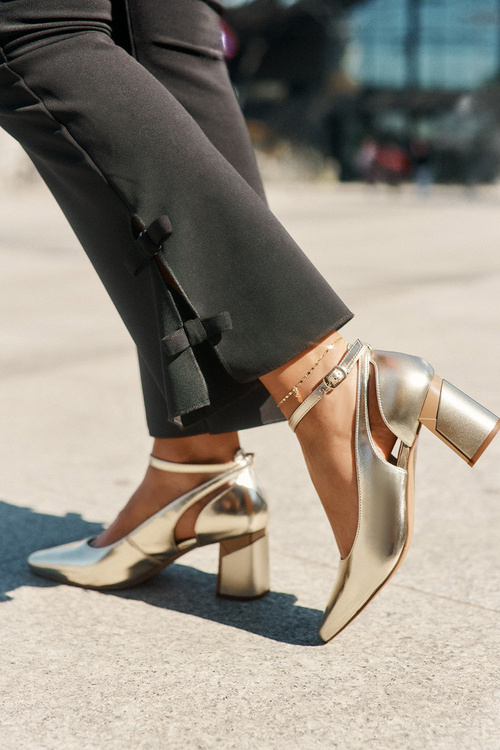 Шкіряні Туфлі на Підборах Maciejka K6816-25 Золоті