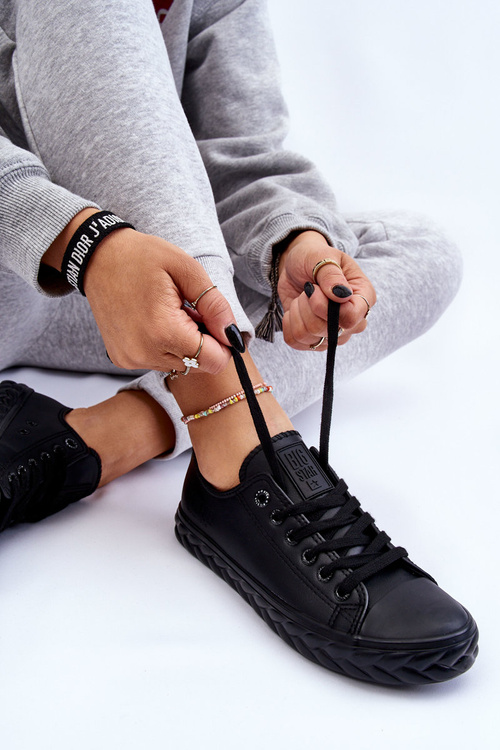 Жіночі шкіряні кросівки Big Star LL274402 Чорні