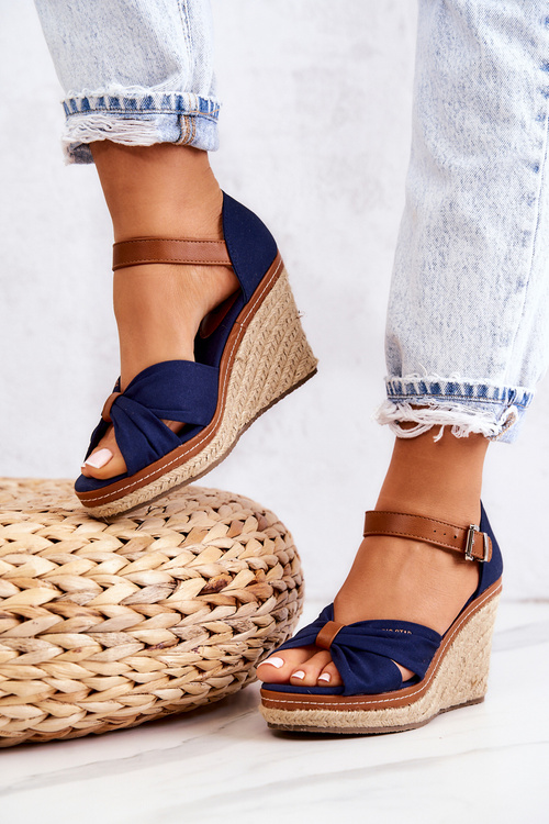 Жіночі босоніжки на танкетці Big Star JJ274938 Темно-сині