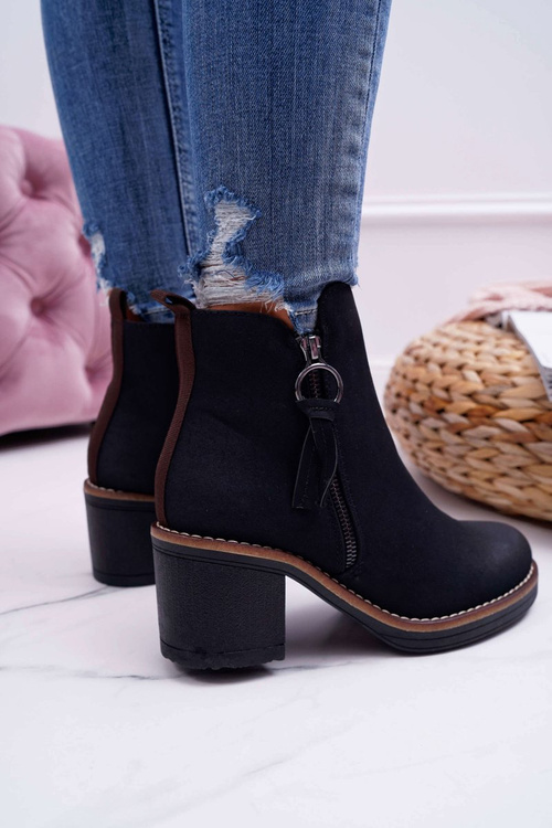 Жіночі повстяні утеплені черевики на шпильці чорні Delia