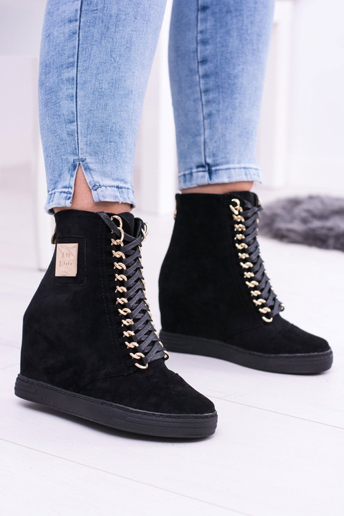 Жіночі кросівки Lu Boo з ланцюжками замшеві чорні Monica