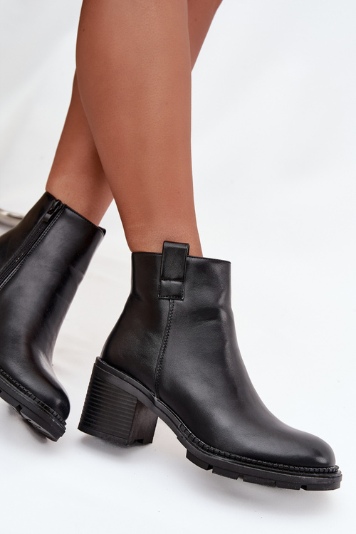 Теплі жіночі ботильйони з еко-шкіри на підборах чорні Alvena