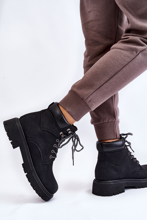 Жіночі утеплені черевики Trapper на шнурівці чорні напівшляху