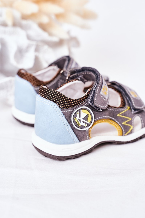 Дитячі босоніжки на липучці сірі футбол