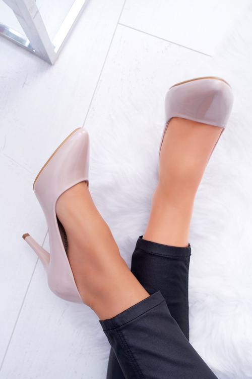 Жіночі лаковані бежеві туфлі Greca від Sergio Leone