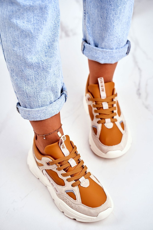 Жіноче спортивне взуття Sneakers Big Star GG274653 Бежево-коричневий