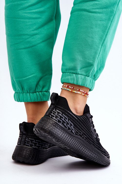 Жіноче спортивне взуття з сіткою Memory Foam System Big Star LL274662 Чорне