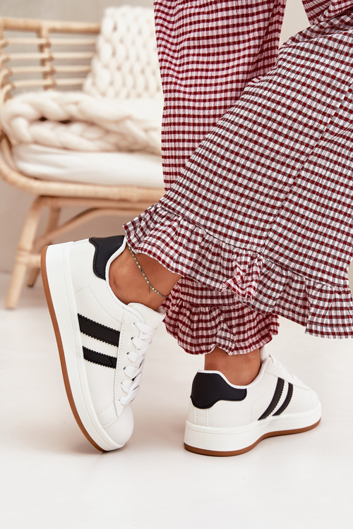 Жіноче Спортивне Взуття З Еко Шкіри Білі Ravina