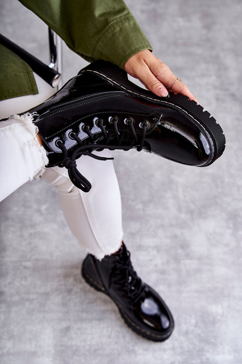 Чоботи жіночі на плоскому ходу чорні Kognito