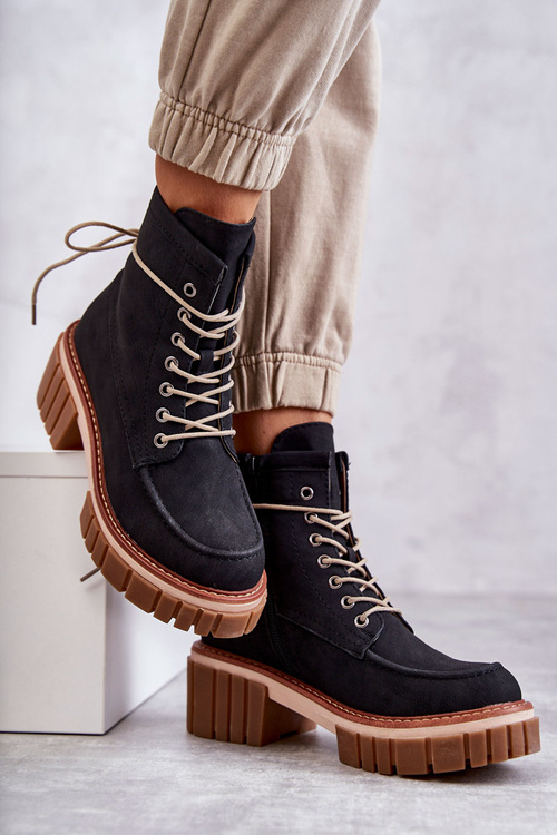 Жіночі модні теплі черевики чорні Gerda