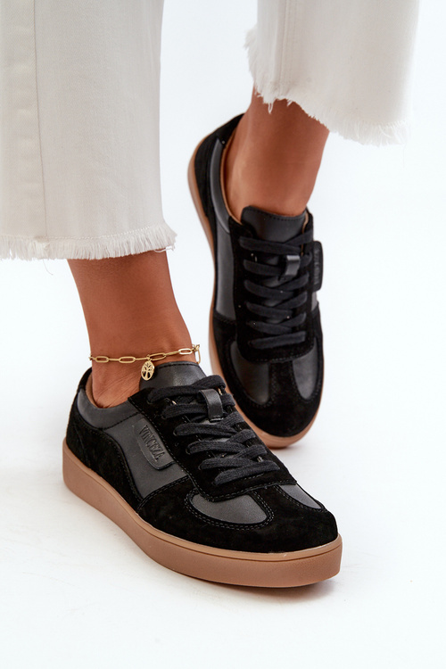 Жіночі чорні шкіряні кросівки Vinceza 7333