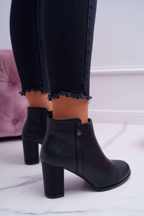 Чоботи жіночі на підборах Sergio Leone чорні BT518