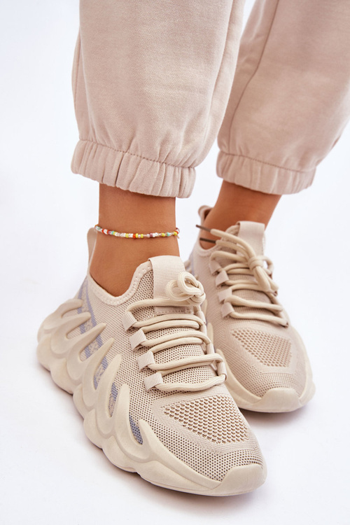 Жіночі модні кросівки Beige Daxo