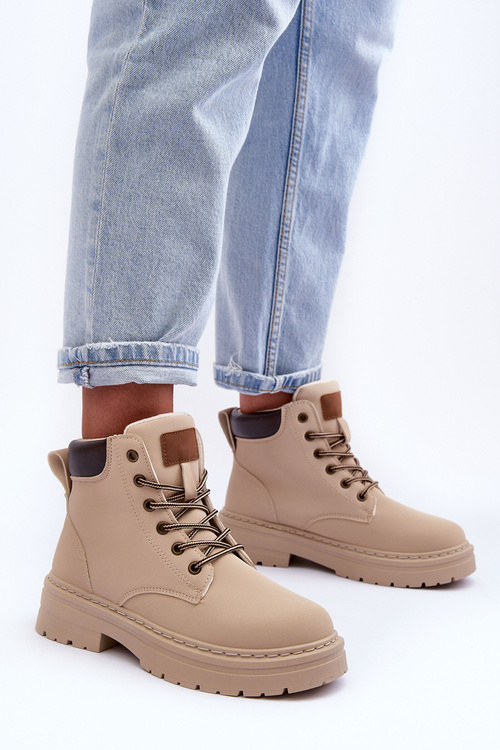 Жіночі стьобані черевики на шнурівці на підкладці бежеві Corbin