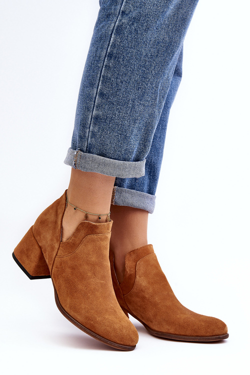 Замшеві ботильйони з вирізами на каблуці Camel Dalros