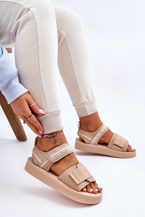 Жіночі босоніжки на липучці Big Star LL274787 Бежеві