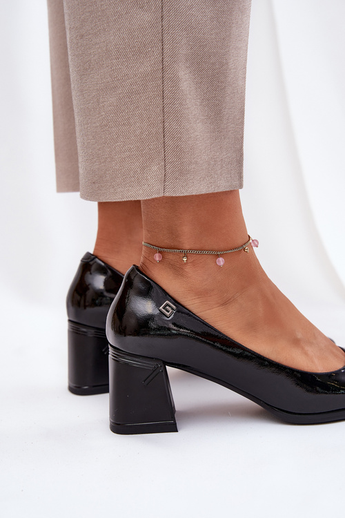 Лакові Шкіряні Туфлі На Каблуці Vinceza 91130 Чорні