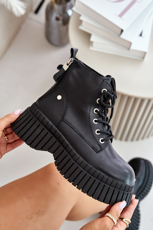 Теплі шкіряні ботильйони на масивній підошві GOE OO2N4126 Чорні