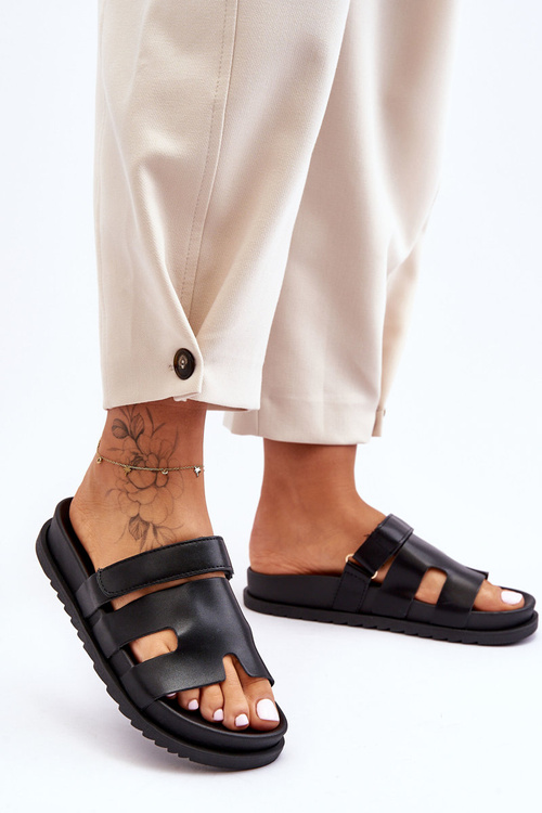 Жіночі класичні мюлі Black Molie