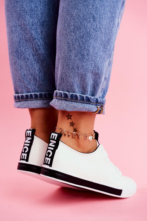 Жіночі кросівки Classic Black Ville