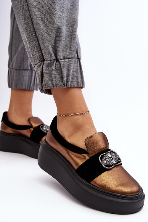 Шкіряні жіночі туфлі на платформі з орнаментом Laura Messi 2697/744-300 золото