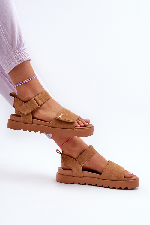 Жіночі замшеві босоніжки на платформі Big Star NN274705 Коричневі