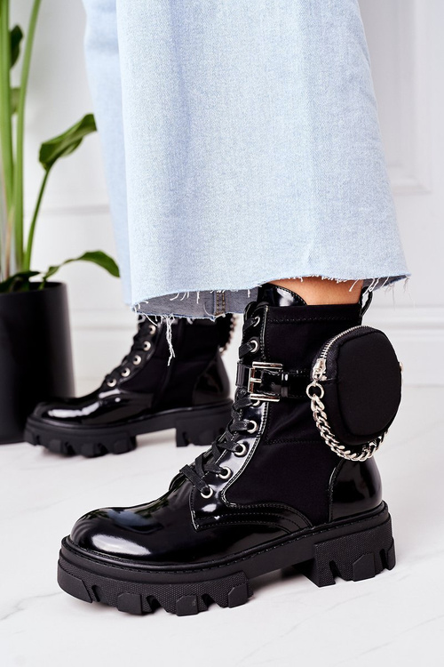 Чорні утеплені чоботи з гаманцем