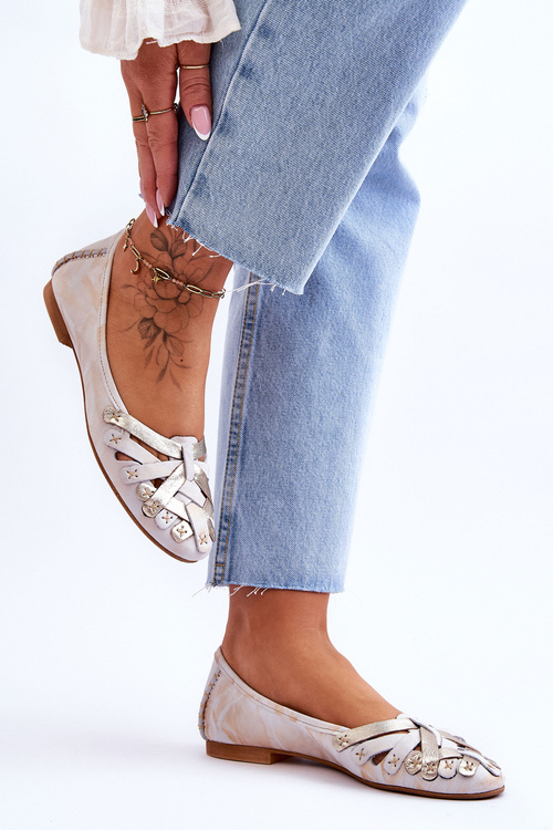 Класичні шкіряні жіночі балетки Maciejka 01358-22 Бежево-золотий